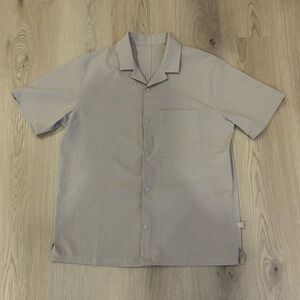 lululemon athletica Men's Light Gray Button Down Shirt